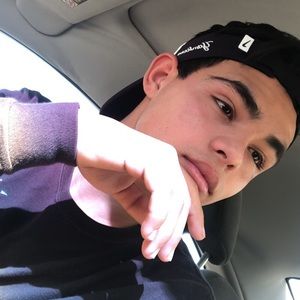 Meet your Posher, Josiah